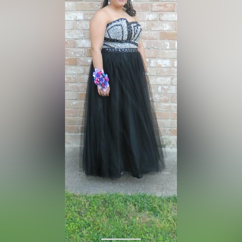 Prom/ Mardi Gras evening gown